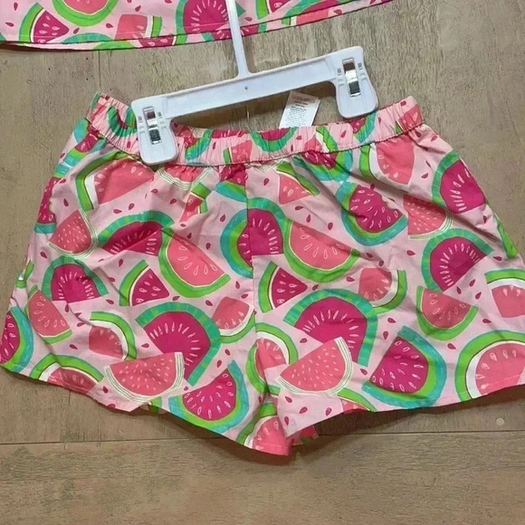 NWT Tommy Bahama,shirt, shorts, barrettes size 7-8 - Picture 4 of 6